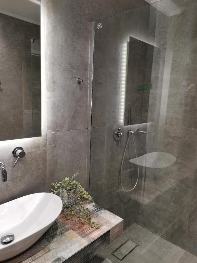 Historic Center Luxury Studio Apartment Atina Dış mekan fotoğraf